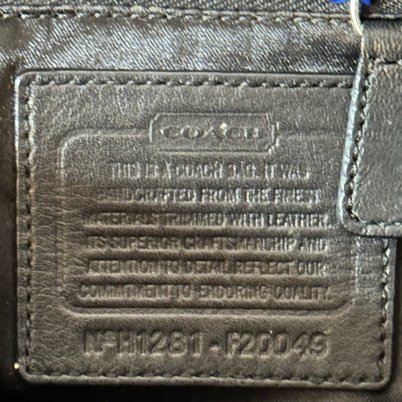 COACH Ashley Dotted Op Art Carryall Shoulder Bag in Black Canvas #F20049 - Picture 8 of 8